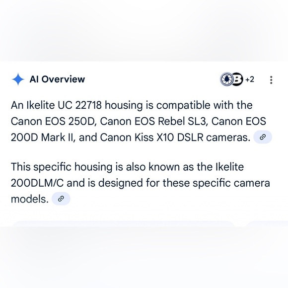 Transparent Underwater Camera Housing with Black Accents - Picture 4 of 4